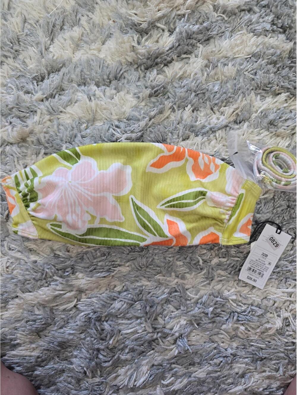 Bikini Top new women swim top from target 33B item 829